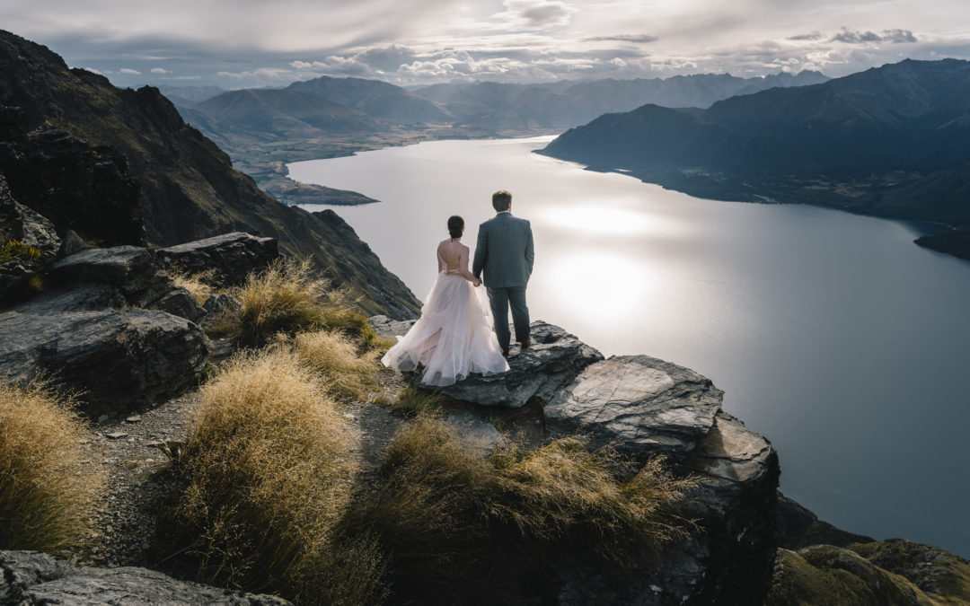 Jordan + Parker’s Lakeside Wedding